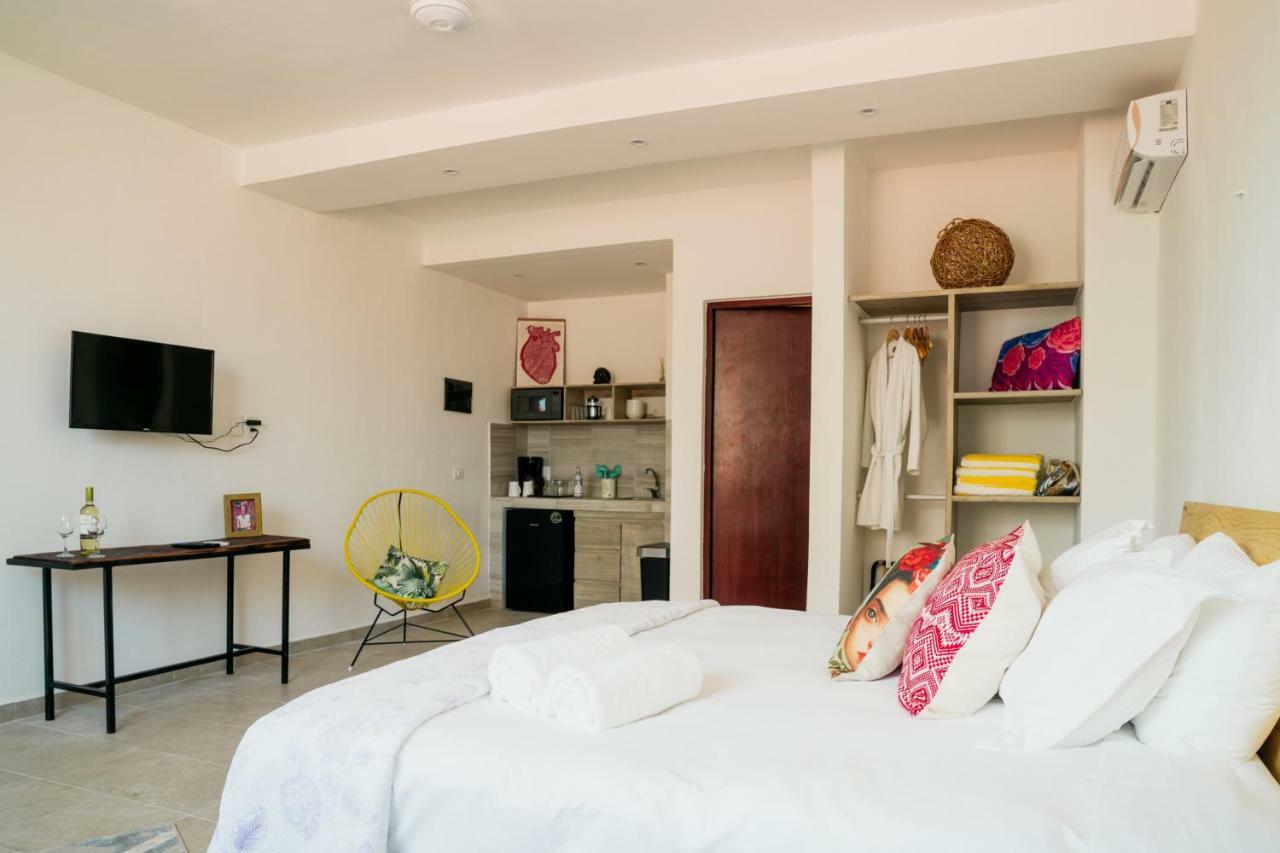 Dewl Estudios & Residences : The Kahlo Плая-дель-Кармен Экстерьер фото